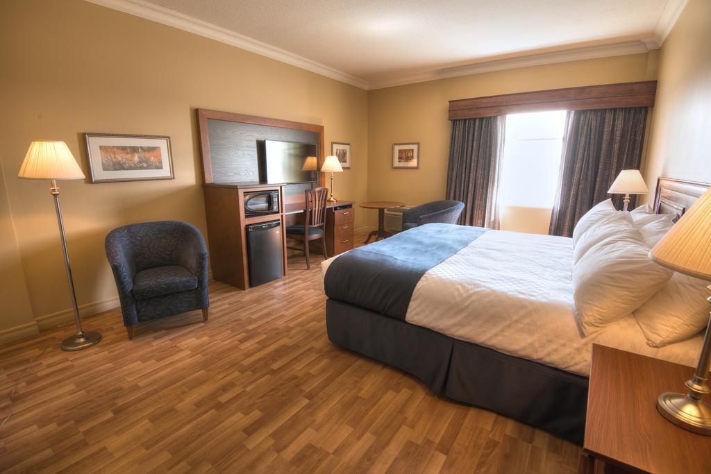 Hotel L'Oie Des Neiges Lévis Екстериор снимка