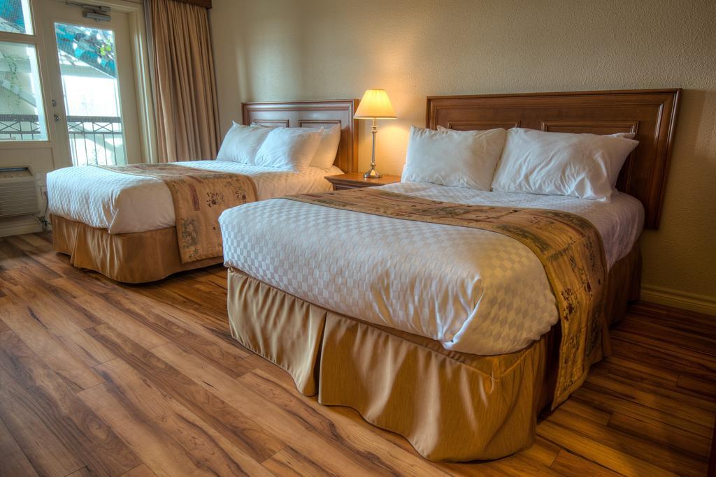 Hotel L'Oie Des Neiges Lévis Екстериор снимка